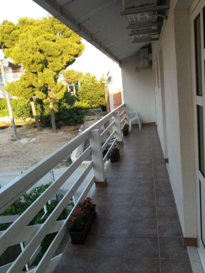 Apartments Boris Omiš Εξωτερικό φωτογραφία
